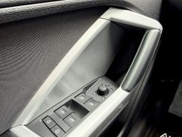 Audi Q3 Sportback 40 TFSI quattro S line, 1.HAND - Thumbnail 20