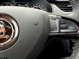 Skoda Octavia Combi RS 2.0 TSI 245, LED, ACC, CAM, 1.HAND - Thumbnail 15