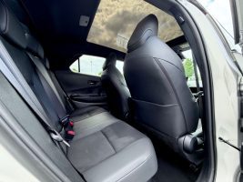 Toyota C-HR Hybrid Black&White GR Sport, LED, ACC, PANO - Thumbnail 15