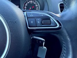 Audi Q3 2.0 TDI quattro S line, NAVI, LED, PDC, AHK, PANO - Thumbnail 18