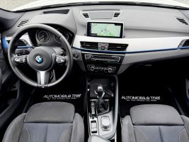 BMW X1 xDrive 25 i M Sport Paket, NAVI, LED, PANO, AHK - Thumbnail 11