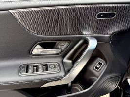 Mercedes-Benz CLA 180 Shooting Brake, NAVI, LED, CAM, GARANTIE - Thumbnail 18