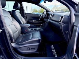 Kia Sportage GT Line 2.0d 4WD /NAVI/LED/CAM/JBL/PANO in Schwarz als SUV/Geländewagen/Pickup - Fahrzeugfoto 14