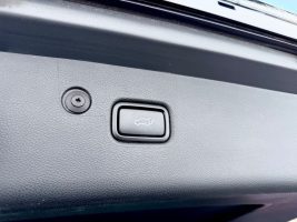 Kia Sportage GT Line 2.0d 4WD /NAVI/LED/CAM/JBL/PANO in Schwarz als SUV/Geländewagen/Pickup - Fahrzeugfoto 25