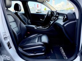 Mercedes-Benz GLC 250 d 4Matic /NAVI/LED/PDC/ in Silber als SUV/Geländewagen/Pickup - Fahrzeugfoto 12