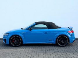 Audi TT Roadster 45 TFSI quattro S line competition in Blau als Cabrio/Roadster - Fahrzeugfoto 19