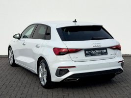 Audi A3 Sportback 35 TFSI S line/NAVI/LED/PDC/CARPLAY in Weiß als Limousine - Fahrzeugfoto 7