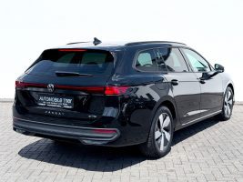 Volkswagen Passat Variant 1.5 TSI DSG /LED/ACC/CAM/1.HAND/ in Schwarz als Kombi - Fahrzeugfoto 5