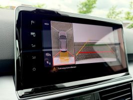 Seat Tarraco FR 2.0 TDI DSG 4Drive /PANO/LED/ACC/AHK/ in Weiß als SUV/Geländewagen/Pickup - Fahrzeugfoto 21