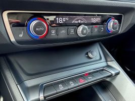 Audi Q3 40 TDI quattro S line Sport Plus Paket in Schwarz als SUV/Geländewagen/Pickup - Fahrzeugfoto 19