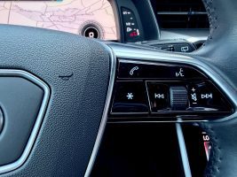 Audi A6 Avant 50 TDI quattro sport / NAVI/LED/ACC/CAM in Schwarz als Kombi - Fahrzeugfoto 19