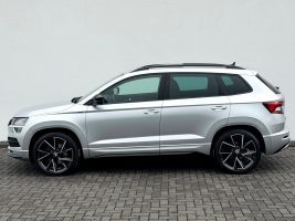 Skoda Karoq Sportline 2.0 TSI DSG 4x4/PANO/LED/ACC/AHK in Silber als SUV/Geländewagen/Pickup - Fahrzeugfoto 8