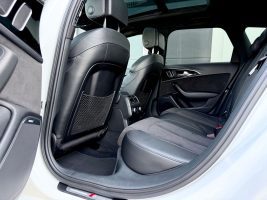 Audi A6 Avant 3.0 TDI quattro S line Competition Plus in Weiß als Kombi - Fahrzeugfoto 14