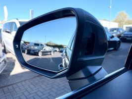 Audi Q3 35 TFSI S line /LED/CAM/ACC/GARANTIE/APP/ in Grau als SUV/Geländewagen/Pickup - Fahrzeugfoto 16