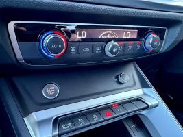 Audi Q3 35 TFSI S line /LED/CAM/ACC/GARANTIE/APP/ in Grau als SUV/Geländewagen/Pickup - Fahrzeugfoto 20