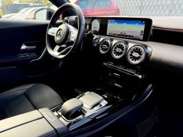 Mercedes-Benz A 35 AMG 4Matic /NAVI/LED/CAM/GARANTIE/ in Weiß als Sportwagen/Coupé - Fahrzeugfoto 10