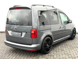 Volkswagen Caddy 1.4 TSI DSG *Navi*2xKlima*Garantie* in Grau als Van/Minibus - Fahrzeugfoto 5