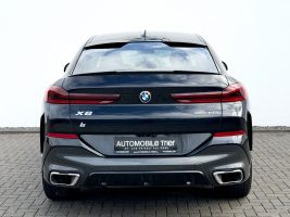 BMW X6 xDrive 40 d M Sport Paket/LED/HUD/AHK/CAM/ in Schwarz als SUV/Geländewagen/Pickup - Fahrzeugfoto 6
