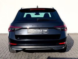 Skoda Superb Combi Sportline 2.0 TDI DSG 4x4 /1.HAND/ in Schwarz als Kombi - Fahrzeugfoto 6