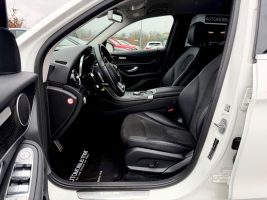 Mercedes-Benz GLC 250 d 4Matic Amg Line / NAVI/LED/AHK/1.HAND/ in Weiß als SUV/Geländewagen/Pickup - Fahrzeugfoto 9
