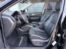 Nissan X-Trail 2.0 dCi Automatik /NAVI/LED/360°CAM/ in Schwarz als SUV/Geländewagen/Pickup - Fahrzeugfoto 9