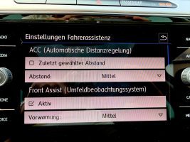 Volkswagen Passat Variant R Line 2.0 TDI DSG 4Motion in Silber als Kombi - Fahrzeugfoto 20
