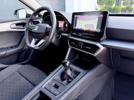 Seat Leon Sportstourer FR 1.5 TSI /LED/ACC/CAM/GARANT in Schwarz als Kombi - Fahrzeugfoto 12