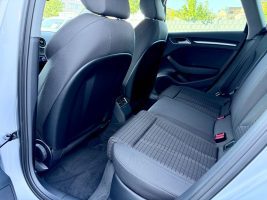 Audi A3 Sportback sport 35 TFSI /NAVI/LED/PDC/GARANT in Silber als Limousine - Fahrzeugfoto 14
