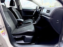 Volkswagen T-Roc 1.5 TSI /LED/ACC/CARPLAY/1.HAND/GARANTIE/ in Grau als SUV/Geländewagen/Pickup - Fahrzeugfoto 13