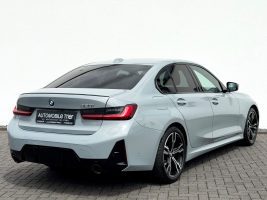 BMW 320i M Sport Paket /LED/ACC/HUD/360°CAM/GARANTIE in Grau als Limousine - Fahrzeugfoto 5