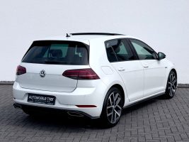 Volkswagen Golf 7 Lim. R line /PANO/NAVI/LED/CAM/GARANTIE/ in Weiß als Limousine - Fahrzeugfoto 5