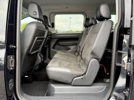 Volkswagen Caddy Maxi 2.0 TDI DSG /7.SITZER/LED/ACC/AHK/ in Schwarz als Van/Minibus - Fahrzeugfoto 14