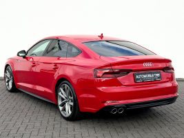 Audi A5 Sportback 40 TDI quattro S line Sport Plus in Rot als Limousine - Fahrzeugfoto 7