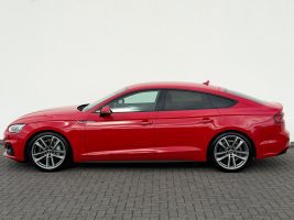Audi A5 Sportback 40 TDI quattro S line Sport Plus in Rot als Limousine - Fahrzeugfoto 8