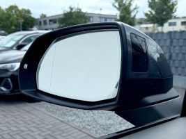 Audi Q7 3.0 TDI quattro S line Sport Plus //1.HAND// in Grau als SUV/Geländewagen/Pickup - Fahrzeugfoto 17