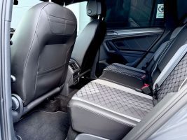 Volkswagen Tiguan R-Line 2.0 TDI DSG 4M /IQ LIGHT/20''/AHK/ in Grau als SUV/Geländewagen/Pickup - Fahrzeugfoto 14