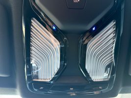 BMW 320i Touring M Sport Paket *Navi*LED*Garantie* in Weiß als Kombi - Fahrzeugfoto 29