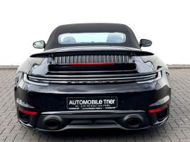 Porsche 911 Turbo S Cabriolet/LIFT/KERAMIK/BOSE/GARANTIE in Schwarz als Cabrio/Roadster - Fahrzeugfoto 23