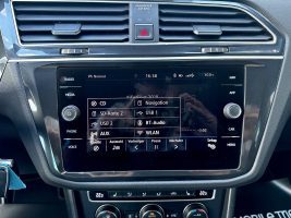 Volkswagen Tiguan R line 2.0 TSI DSG 4Motion /LED/ACC/AHK/ in Weiß als SUV/Geländewagen/Pickup - Fahrzeugfoto 19