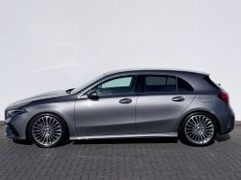 Mercedes-Benz A 220d Amg Line /NAVI/LED/CAM/BURMESTER/1.HAND/ in Grau als Limousine - Fahrzeugfoto 8