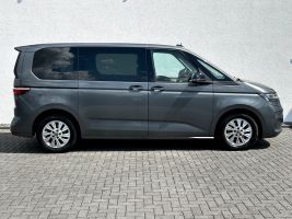 Volkswagen T7 Multivan Life *Garantie*7Sitzer*Unfallfrei* in Grau als Van/Minibus - Fahrzeugfoto 4